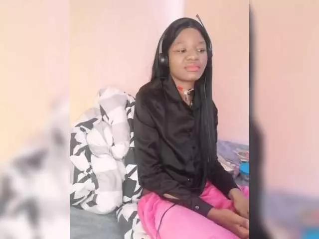 Thandieee on BongaCams 