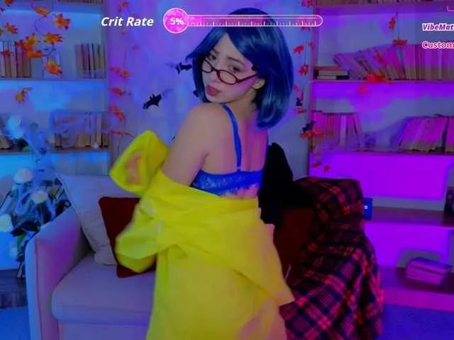 Trixiie from BongaCams