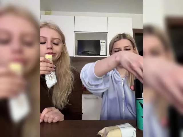 VibroMashulkaDashulka on BongaCams 