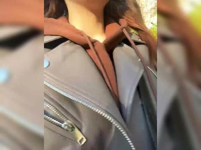 Admire 24 years old Vishenka69 from BongaCams Vishenka69 from BongaCams