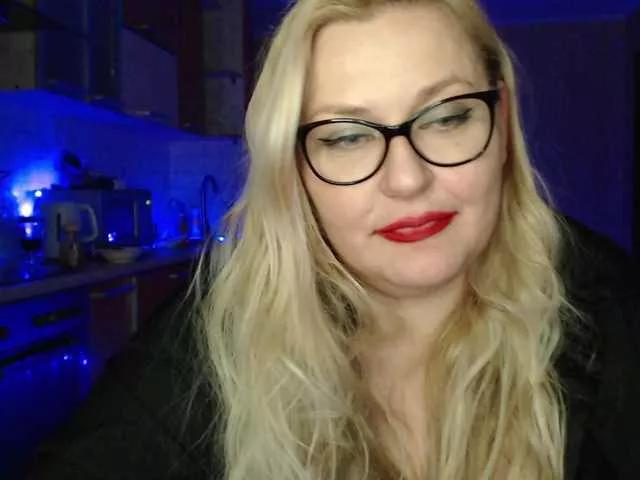 Join 39 years old WifeyNusha from BongaCams WifeyNusha from BongaCams