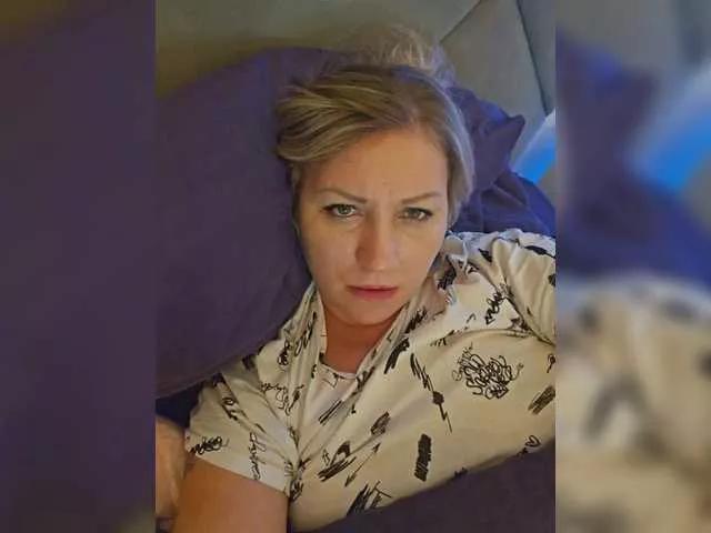 YourWitcher from BongaCams