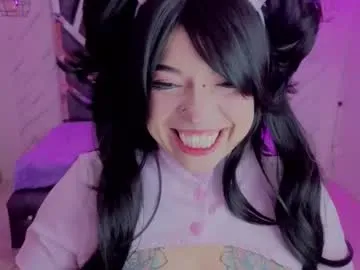 _vermell_ — GOAL: BEER PONG [85 tokens remaining] Welcome Heroes and Villains #cosplay #bigtits #fuckmachine #saliva #couple