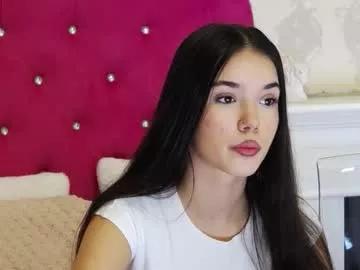 alexisdevine from Chaturbate