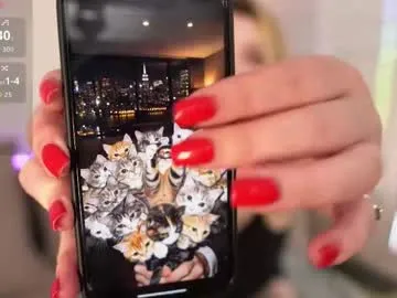 alice_walters — better than your ex, hotter than your next   #german #curvy #leggings #pawg #flexible