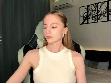 autumnroginson from Chaturbate