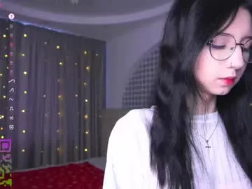 belle_phine — GOAL: make my morning unforgettable [34 tokens remaining] My name is Bea, happy to bring you smiles and joy! #18 #new #shy #skinny #lovense