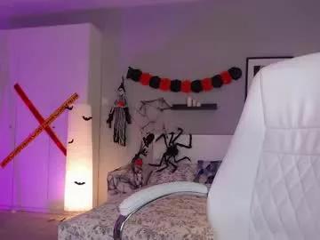 Naked Bellla_haddid wants you to fuck her body now bellla_haddid from Chaturbate