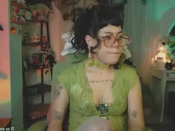 Try Chaturbate's Blushing_nymph blushing_nymph from Chaturbate