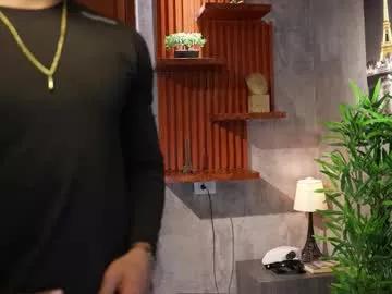 Try Chaturbate's Capizzi_ capizzi_ from Chaturbate