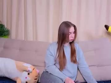 Sweet Charlinemanke wants you to fuck their body now charlinemanke from Chaturbate