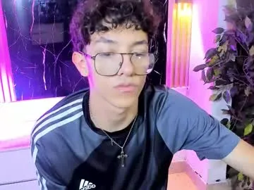 christopher_hunter — GOAL: Get Naked [160 tokens remaining] FEMBOY + MASC GAY  HAPPY VALENTINE DAY'S TIP TO CONTROL THE VIBE & OPEN PVT   #young #bigcock #valentinesday #18 #couple