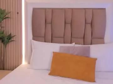 Explore sexy stripper Clarisse28 clarisse28 from Chaturbate