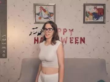 Join dirty performer Cutefluffy cutefluffy from Chaturbate