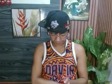 cutie_mico — looking for a fuckbuddy #asian #cum #smallcock #hairy #dirty [1000 tokens remaining]