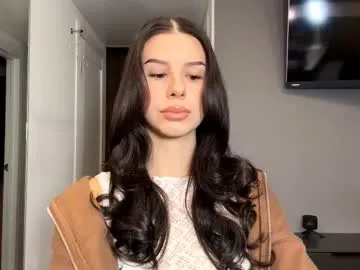 desireefolino — Goall: Tease with my shirt * Hey, my name is Mona Gryffindor or Slytherin * I am #18 years old, #shy #small #teen #new [5 tokens remaining]