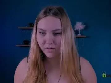 dina_bloom — GOAL: applause chest [222 tokens remaining] Welcome to my room! #18 #nonude  #c2c  #young #hairy