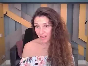 Cute Ellalongs wants you to fuck her body now ellalongs from Chaturbate