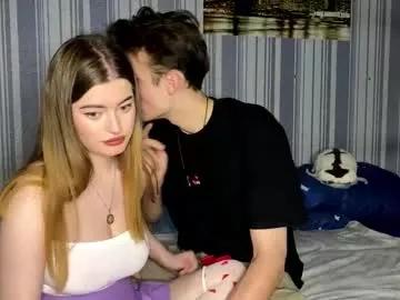 emiliacouple from Chaturbate