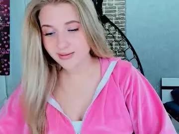 Explore Chaturbate's Evacadooo evacadooo from Chaturbate