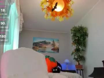 flower_nicole from Chaturbate