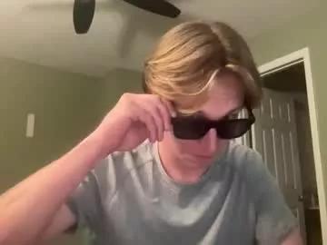 Admire Gavinnumbers, he wants to masturbate for you gavinnumbers from Chaturbate