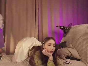 Masturbate to cute model Hottpeachh hottpeachh from Chaturbate