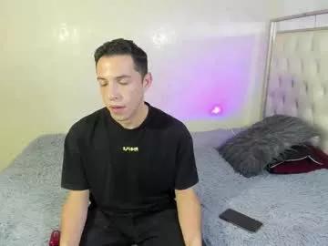Gorgeous Im_emilianolux wants you to fuck his body now im_emilianolux from Chaturbate