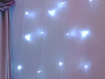 julia_renard — DILDO RIDING #bigclitoris #muscles #ass #mature #milf #anal [1027 tokens remaining]