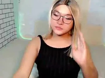 krezikeed — i hope someone will appreciate me here [2222 tokens left] #mistress #german #asian #aussie #daddysgirl