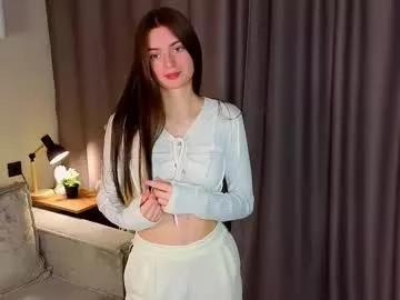 lauratang from Chaturbate