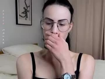 Watch slutty camwhore Laureljarrar laureljarrar from Chaturbate