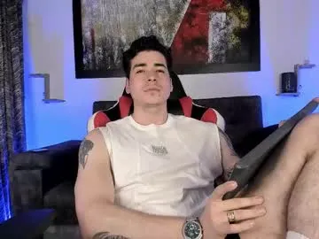 liamwyatt_ — show cum  #cum #skinny #latino [1555 tokens remaining]