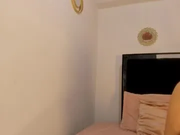 lilithteeen — 327 PLUG #young #smoke #latina #party #skinny #cutie [327 tokens remaining]