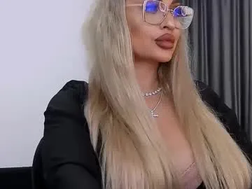 lovelyblondyxxx — Welcome! #nails #smoke #fetish #dirty #kinky