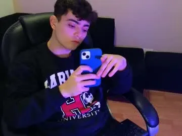 lukeboyce — Shorts off [40 tokens left] #new #uncut #cute #young #18