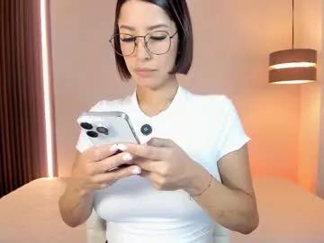 Try slutty slut Luvely_unique luvely_unique from Chaturbate