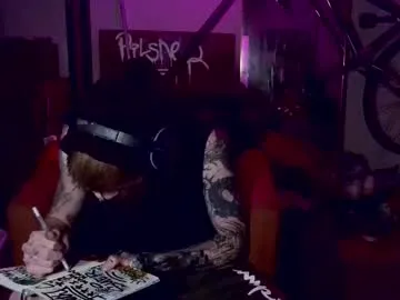 magnetic77slav — CHAT N CLOUD  #GINGER #STRAIGHT #UNCUT #TATTOOS #SMOKE