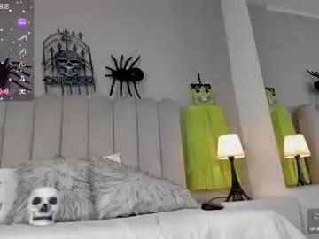 Dirty melanie_hillz from Chaturbate melanie_hillz from Chaturbate