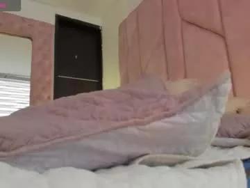 melanie_roux_ from Chaturbate