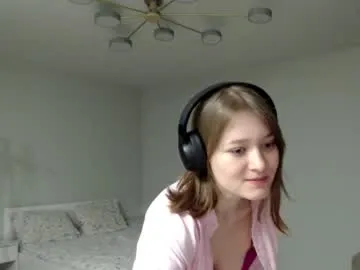 mirakissss — Hello Goal: air kiss #new #18 #shy #teen #skinny [15 tokens remaining]