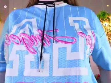 nancycaseys — GOAL: wanking my clit with fingers [77 tokens remaining] I'm young and full of energy, your #natural #teen with a #smalltits, #bigass that will drive you wild  My #lovense is ready to play, and I lov