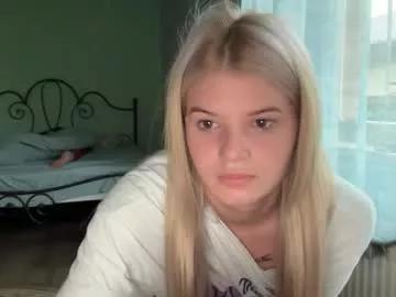 Try Natybron, she wants to masturbate for you natybron from Chaturbate