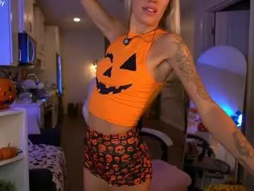 Discover Ohbabykelly, she wants to masturbate for you ohbabykelly from Chaturbate