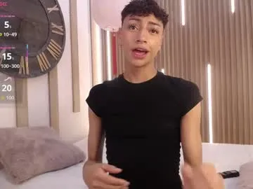 owen_jp — GOAL: Sexy Dance Naked [100 tokens remaining] Welcome to my room! #femboy #bigass #latino #18 #new