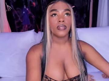 Try Chaturbate's Peachbrii peachbrii from Chaturbate