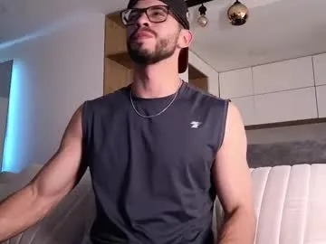 phantom_bigger1 — Strong Energy Big Cum  #latino #cum #muscle #lovense #ass [1400 tokens remaining]