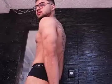 roger_belmont — Let's enjoy the show #lovense #master #muscle #findom #bigass