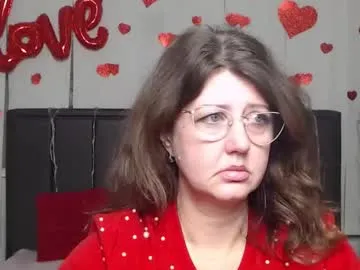 rosehille — GOAL: Show panties [272 tokens remaining] Welcome to my room! lovense #milf #new #hight #brunette