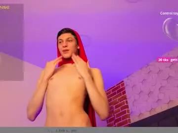 Masturbate to sweet performer Skylar__gray skylar__gray from Chaturbate